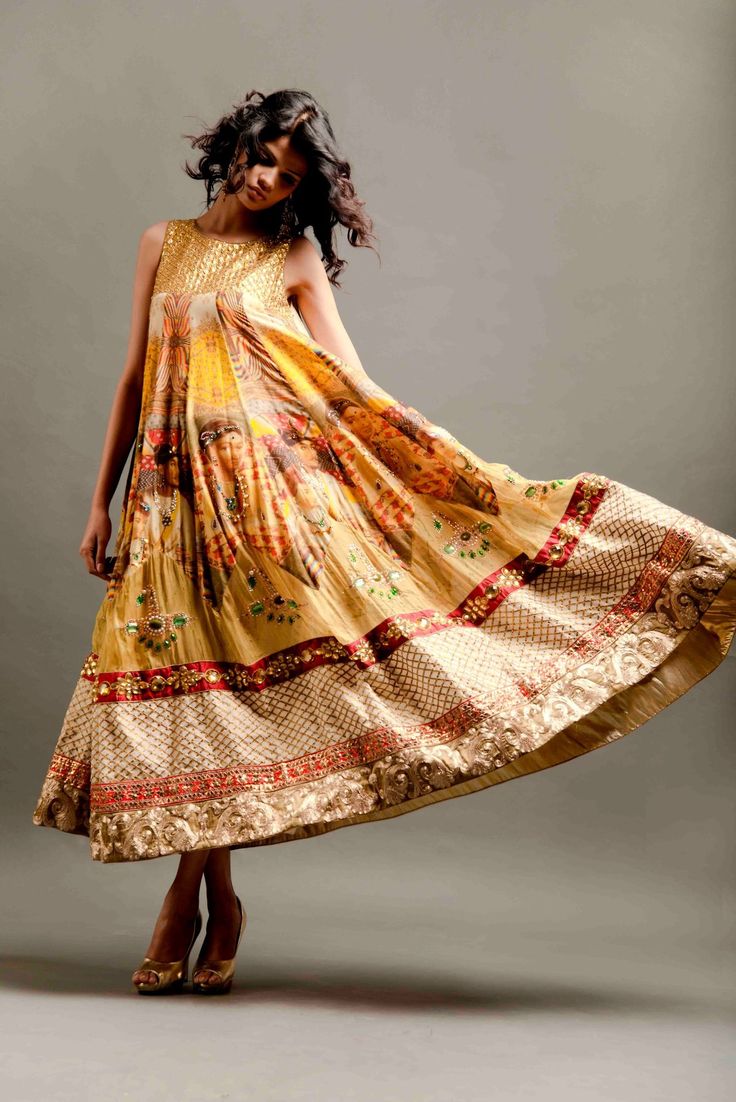 86041309e6f448d4f005f7bd15aea0ac--indian-attire-indian-wear